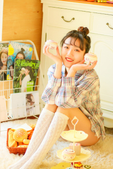 国子监来了个女弟子